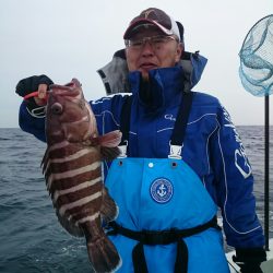 エンペラー 釣果