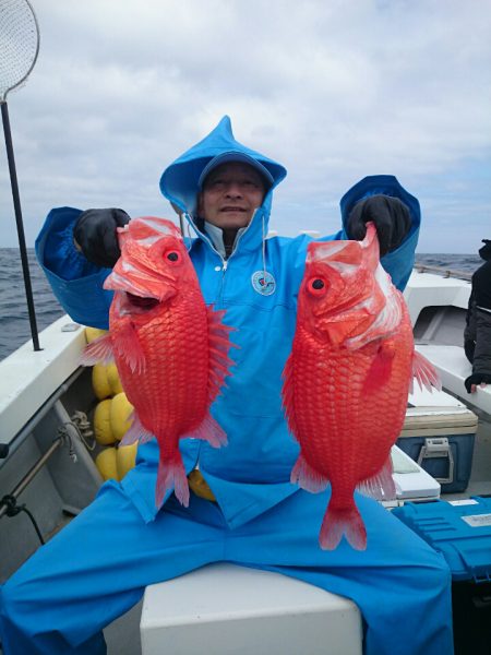 エンペラー 釣果