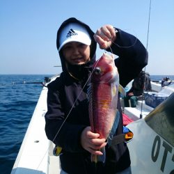 エンペラー 釣果