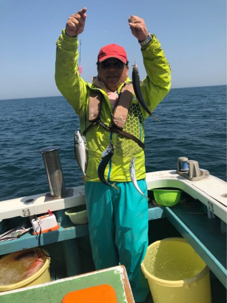 丸万釣船 釣果