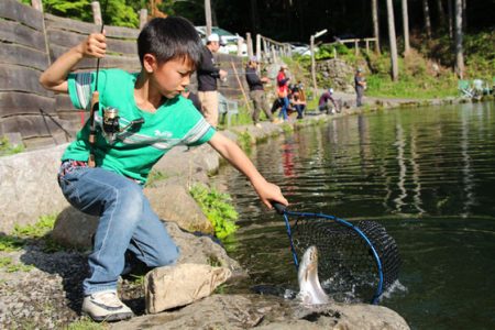 小菅トラウトガーデン 釣果