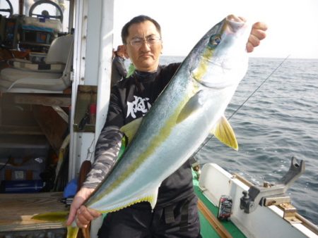 真祐丸 （しんゆうまる） 釣果