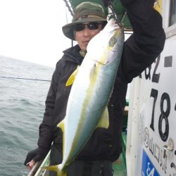 真祐丸 （しんゆうまる） 釣果