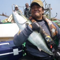 真祐丸 （しんゆうまる） 釣果