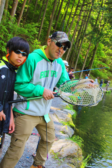 小菅トラウトガーデン 釣果