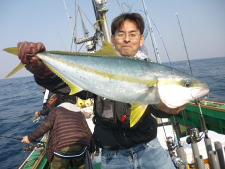 真祐丸 (しんゆうまる) 釣果