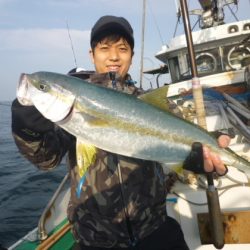 真祐丸 （しんゆうまる） 釣果