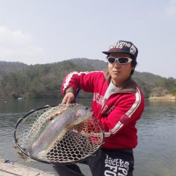 フィッシングレイクたかみや 釣果