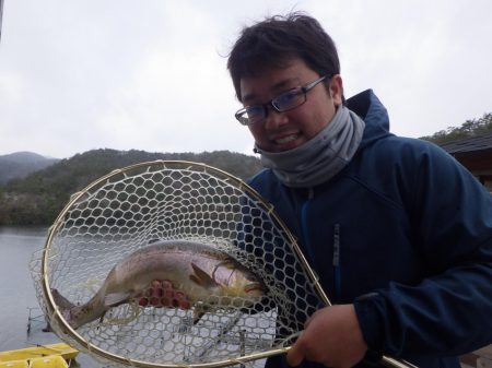 フィッシングレイクたかみや 釣果