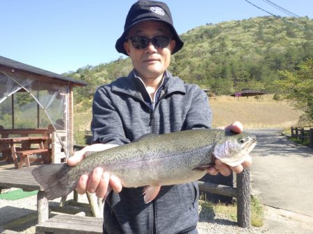 フィッシングレイクたかみや 釣果