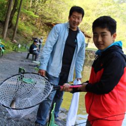 小菅トラウトガーデン 釣果