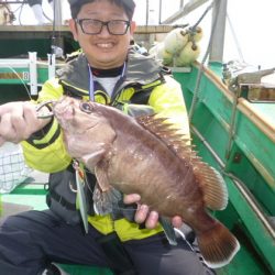 真祐丸 (しんゆうまる) 釣果