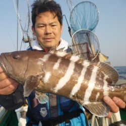 真祐丸 (しんゆうまる) 釣果