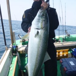 真祐丸 (しんゆうまる) 釣果