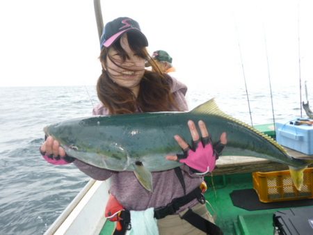 真祐丸 (しんゆうまる) 釣果