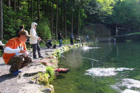 小菅トラウトガーデン 釣果
