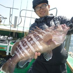 真祐丸 （しんゆうまる） 釣果