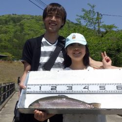 フィッシングレイクたかみや 釣果