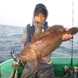 真祐丸 (しんゆうまる) 釣果