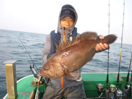 真祐丸 (しんゆうまる) 釣果