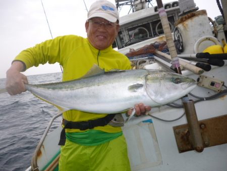 真祐丸 (しんゆうまる) 釣果