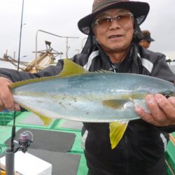 真祐丸 (しんゆうまる) 釣果