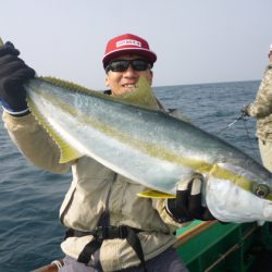 真祐丸 (しんゆうまる) 釣果