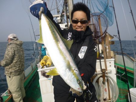 真祐丸 (しんゆうまる) 釣果