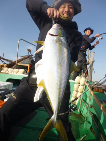 真祐丸 （しんゆうまる） 釣果