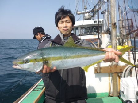 真祐丸 （しんゆうまる） 釣果