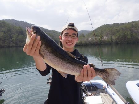 フィッシングレイクたかみや 釣果