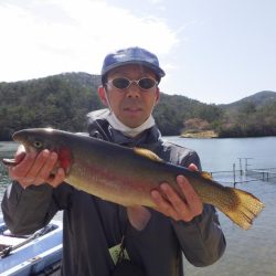 フィッシングレイクたかみや 釣果