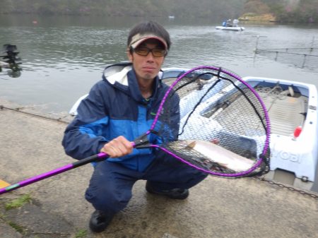 フィッシングレイクたかみや 釣果