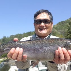 フィッシングレイクたかみや 釣果