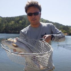 フィッシングレイクたかみや 釣果