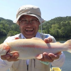 フィッシングレイクたかみや 釣果