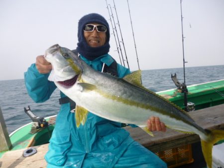 真祐丸 （しんゆうまる） 釣果