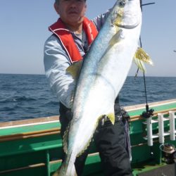 真祐丸 （しんゆうまる） 釣果