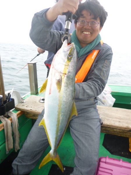 真祐丸 （しんゆうまる） 釣果