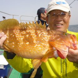 真祐丸 (しんゆうまる) 釣果