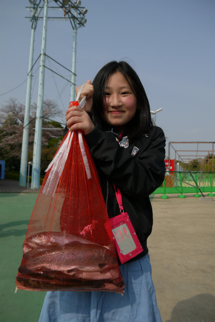 としまえんフィッシングエリア 釣果