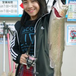 としまえんフィッシングエリア 釣果