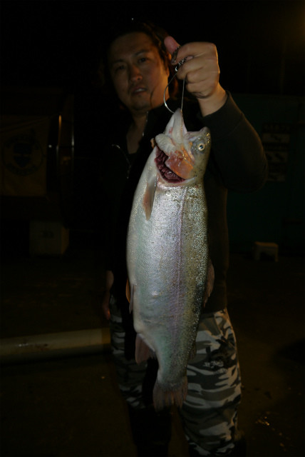 としまえんフィッシングエリア 釣果