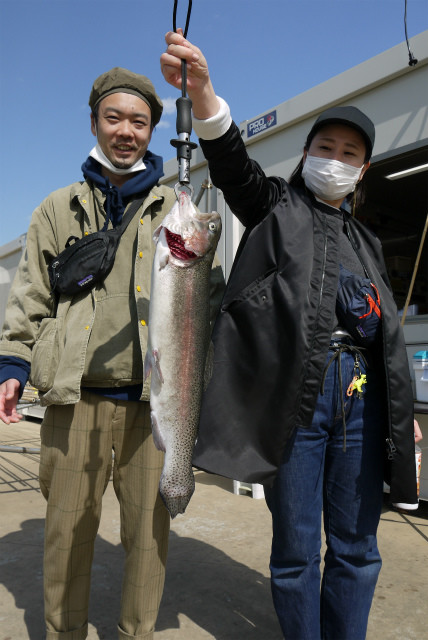 としまえんフィッシングエリア 釣果