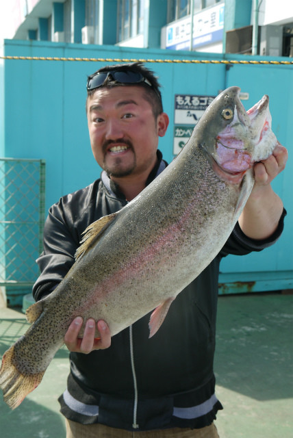 としまえんフィッシングエリア 釣果