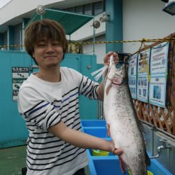 としまえんフィッシングエリア 釣果