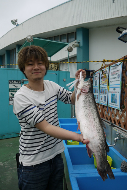 としまえんフィッシングエリア 釣果