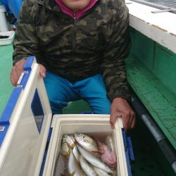 金沢八景鴨下丸 釣果