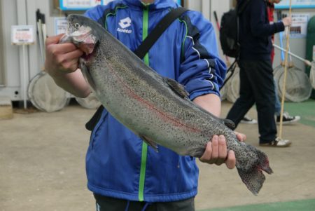 としまえんフィッシングエリア 釣果