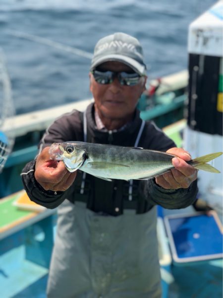 丸万釣船 釣果